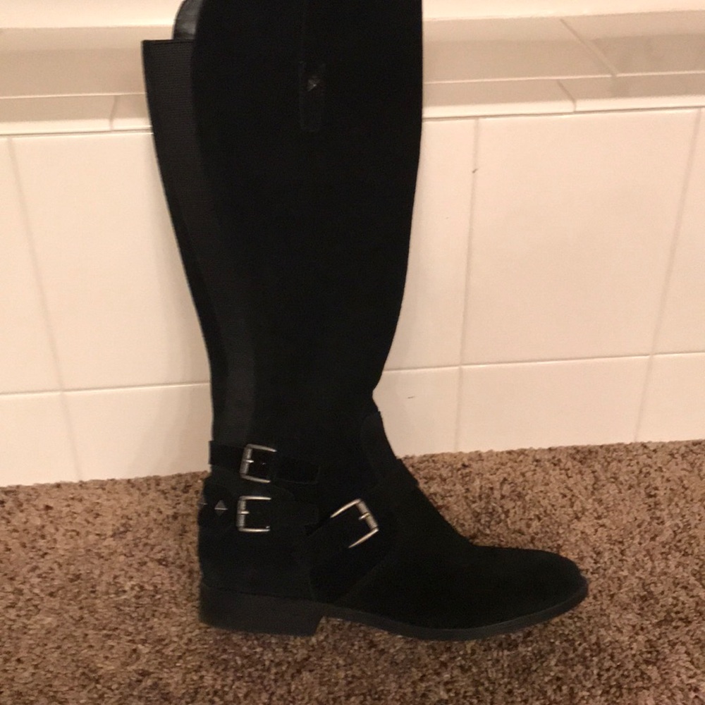 Black suede boots
